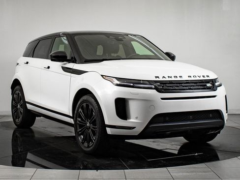 Used 2024 Land Rover Range Rover Evoque S image 12