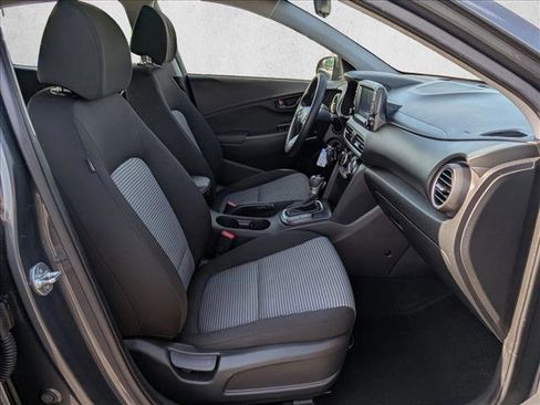Used 2019 Hyundai Kona SE image 18