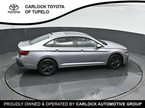 Used 2024 Volkswagen Jetta SE w/ Panoramic Sunroof Package FWD image 34