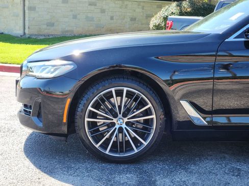 Used 2021 BMW 530i xDrive w/ Premium Package AWD/4WD image 8