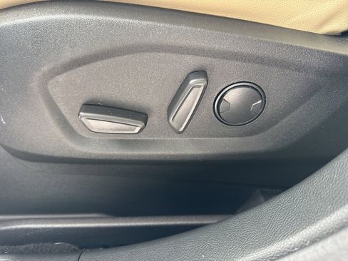 Certified 2022 Ford Edge SEL w/ Convenience Package image 25