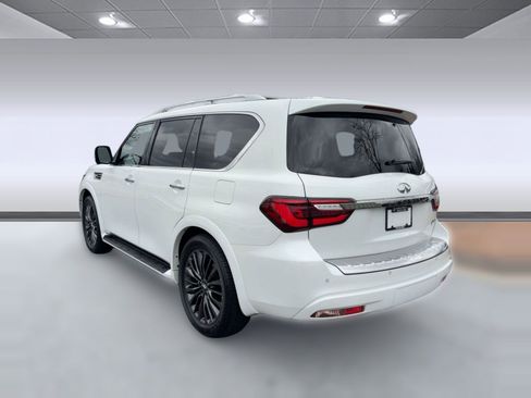 Used 2024 INFINITI QX80 Premium Select w/ All-Season Package image 3