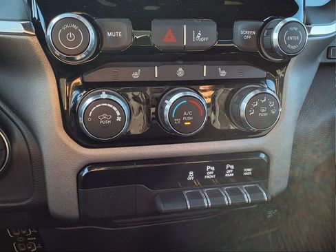 Used 2025 RAM 1500 Big Horn image 15