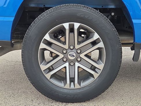 Used 2021 Ford F150 XL w/ STX Appearance Package RWD image 10