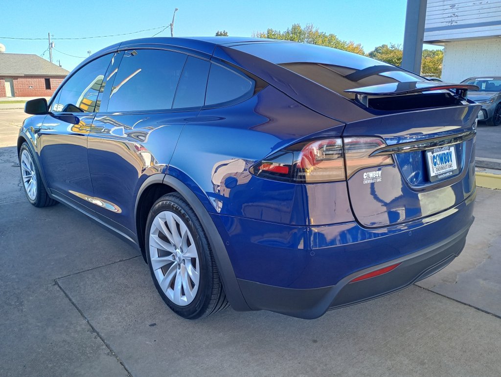 Used 2022 Tesla Model X AWD/4WD image 3