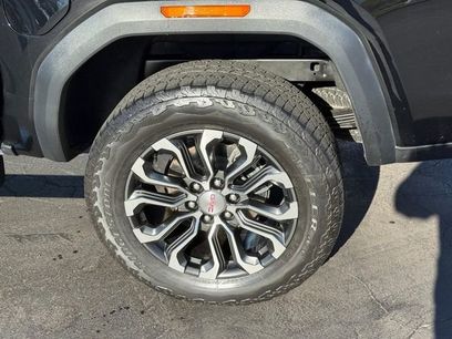 Used 2024 GMC Canyon Denali