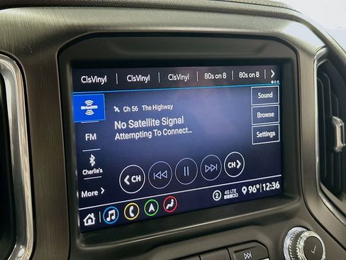 Used 2020 GMC Sierra 1500 AT4 w/ AT4 Premium Package AWD/4WD image 17