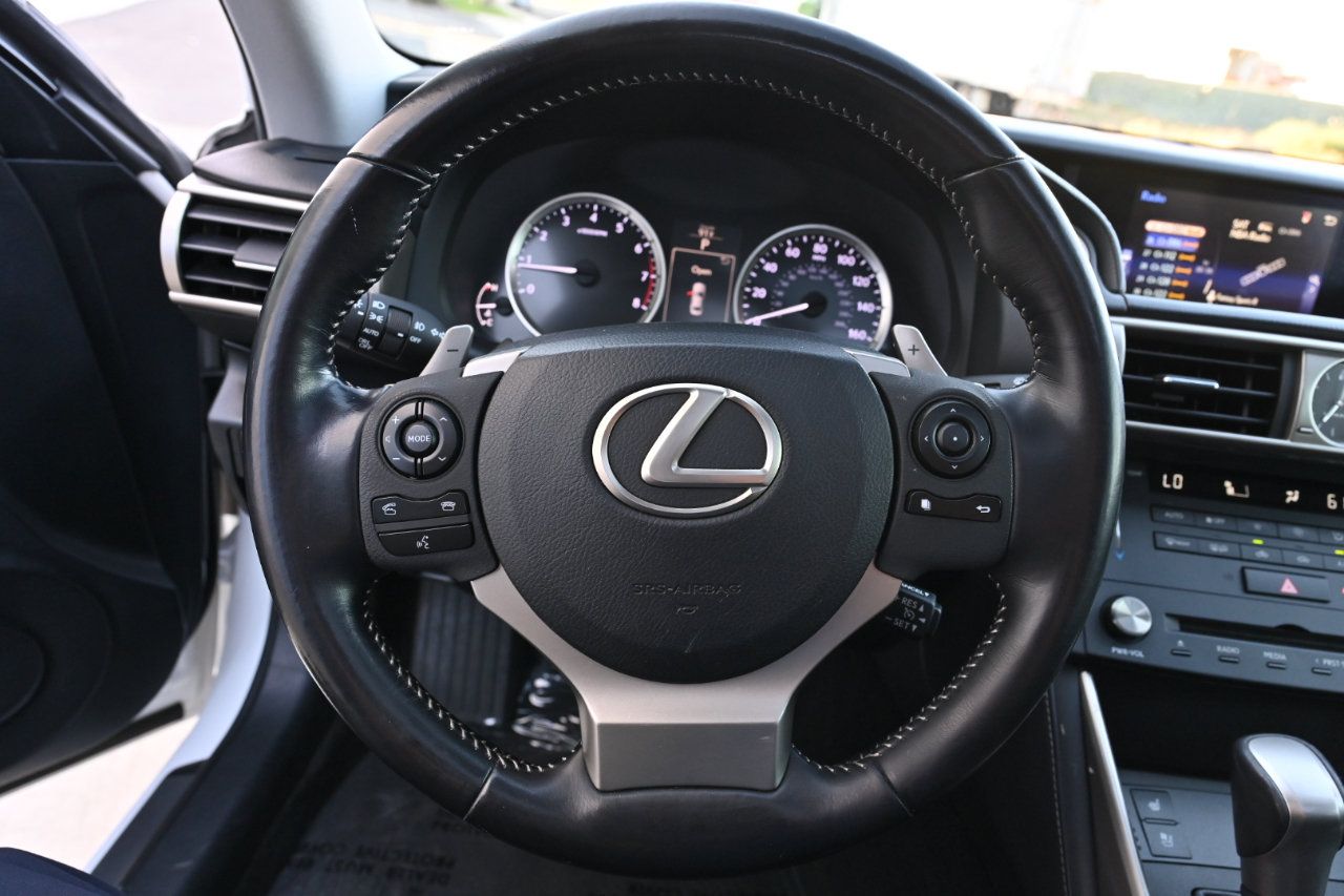 Used 2015 Lexus IS 250 w/ Premium Package RWD image 16