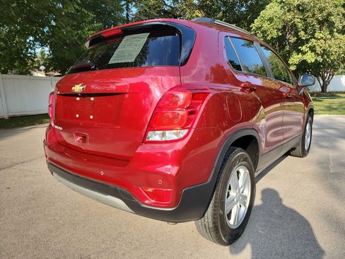 Used 2022 Chevrolet Trax LT w/ Driver Confidence Package image 9