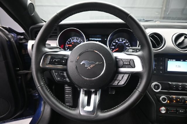 Used 2019 Ford Mustang GT RWD image 6