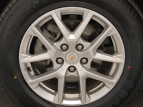 Used 2024 Chevrolet Equinox LS w/ LS Convenience Package FWD image 31