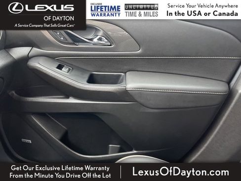 Used 2023 Chevrolet Traverse Premier image 21