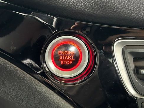 Used 2016 Honda Pilot Elite image 31