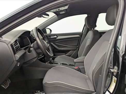 Used 2025 Volkswagen Jetta Sport FWD image 13