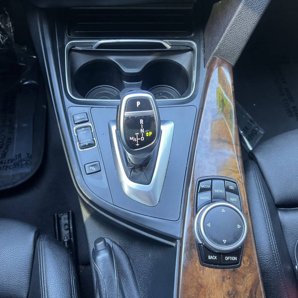 Used 2016 BMW 328i Sedan RWD image 16