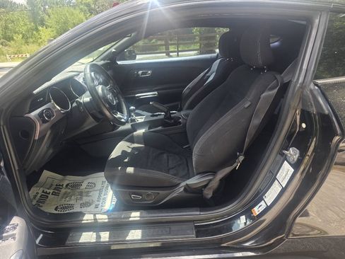 Used 2015 Ford Mustang GT RWD image 7