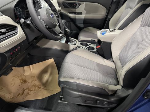New 2025 Subaru Forester Premium image 9
