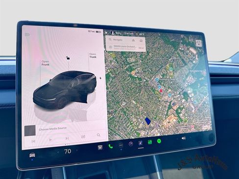 Used 2026 Tesla Model Y AWD image 19