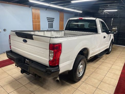 Used 2020 Ford F250 XL w/ Power Equipment Group image 6