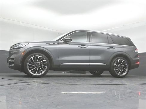 Certified 2023 Lincoln Aviator Reserve w/ Equipment Group 201A image 35