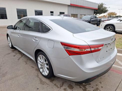 Used 2013 Toyota Avalon Limited image 5