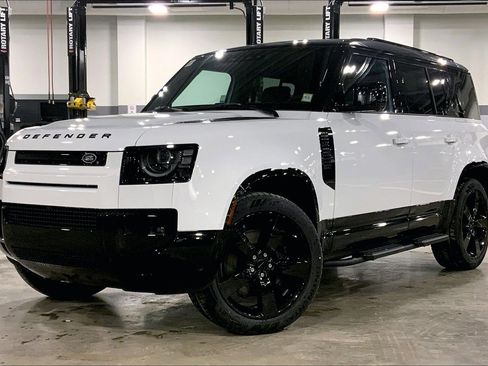 New 2026 Land Rover Defender 110 X-Dynamic SE image 1