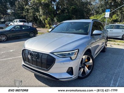 Used 2022 Audi e-tron Premium Plus w/ Premium Plus Package