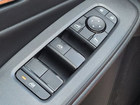 Certified 2026 Nissan Sentra SV w/ Floor Mat Package FWD image 21
