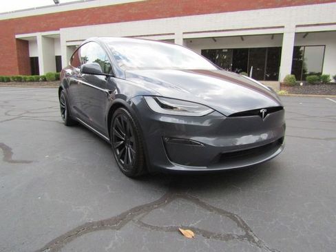Used 2022 Tesla Model X Plaid image 8
