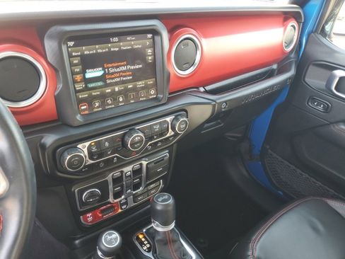 Used 2021 Jeep Wrangler Unlimited Rubicon w/ Xtreme Recon 35" Tire Package image 18