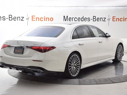 Certified 2022 Mercedes-Benz S 500 4MATIC image 6