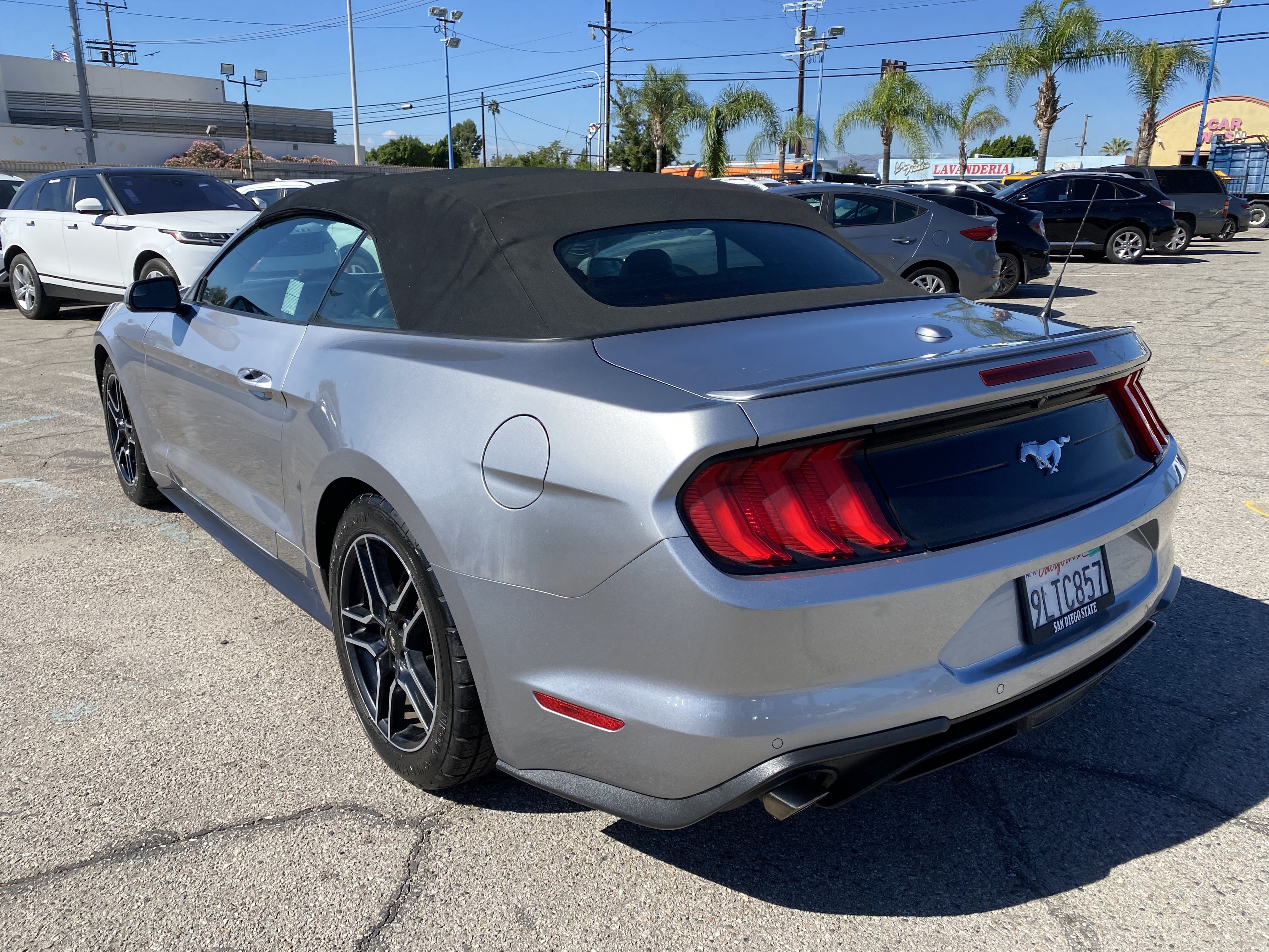 Used 2020 Ford Mustang Premium RWD image 10
