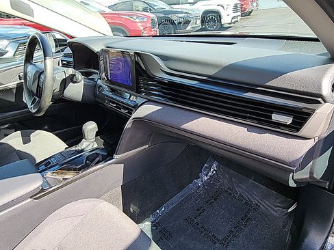 Certified 2025 Toyota Camry LE image 28