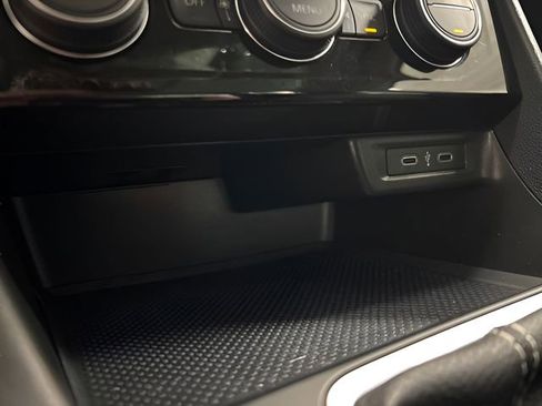 Used 2022 Volkswagen Jetta SE image 31