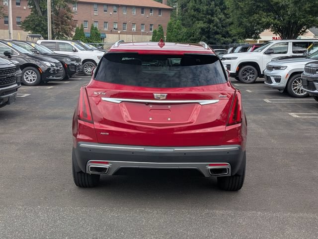 Used 2020 Cadillac XT5 Premium Luxury AWD/4WD image 4