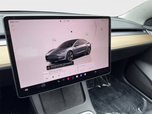 Used 2023 Tesla Model 3 Standard Range image 20