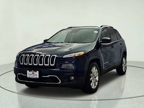 Used 2016 Jeep Cherokee Limited w/ Luxury Group AWD/4WD image 2