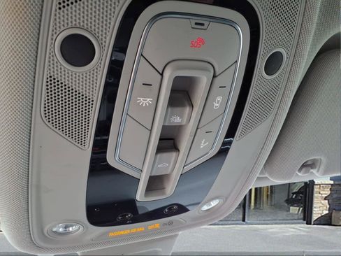 Used 2018 Audi Q7 3.0T Prestige w/ Prestige Package image 22