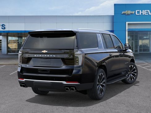 New 2026 Chevrolet Suburban High Country w/ Sun And Tow Package AWD/4WD image 4