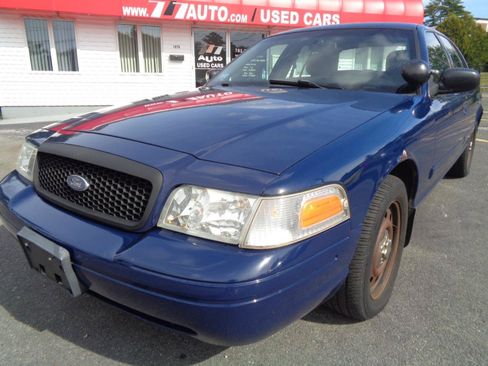 Used 2010 Ford Crown Victoria Police Interceptor RWD image 14
