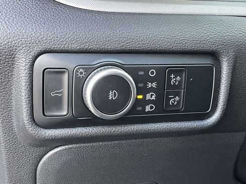 Certified 2023 Ford Explorer XLT w/ Equipment Group 202A image 28