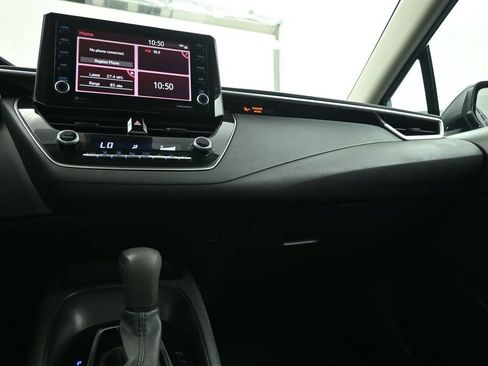 Used 2022 Toyota Corolla LE w/ Carpet Mat Package (TMS) FWD image 18