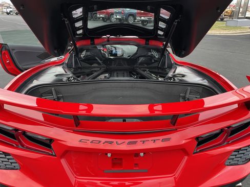 Certified 2025 Chevrolet Corvette Stingray Coupe w/ 1LT image 27