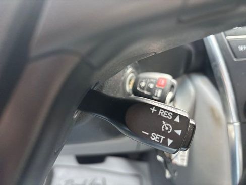 Used 2017 Toyota Camry LE image 31