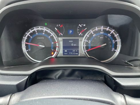 Used 2019 Toyota 4Runner SR5 image 10