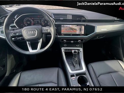 Used 2023 Audi Q3 2.0T Premium Plus w/ Premium Plus Package image 13