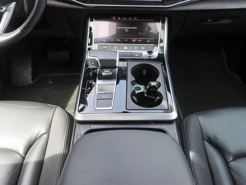 Used 2021 Audi Q8 Premium w/ Convenience Package AWD/4WD image 27