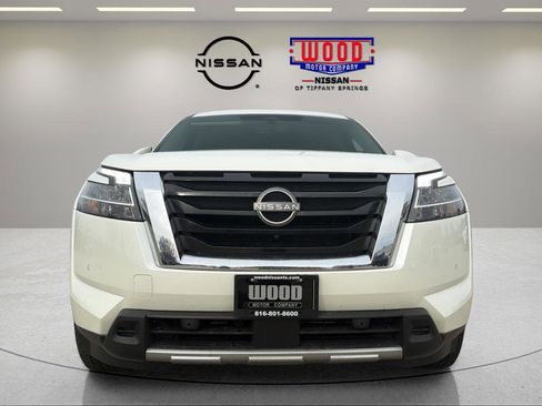 Certified 2023 Nissan Pathfinder SL AWD/4WD image 6