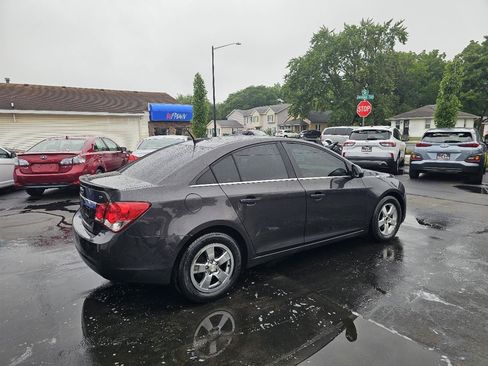 Used 2014 Chevrolet Cruze LT FWD image 12