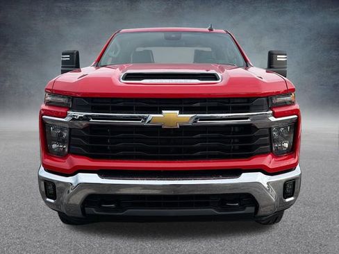 New 2026 Chevrolet Silverado 2500 LT w/ Convenience Package AWD/4WD image 3